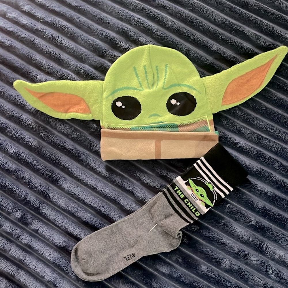 Star Wars Baby Yoda Hat and socks.